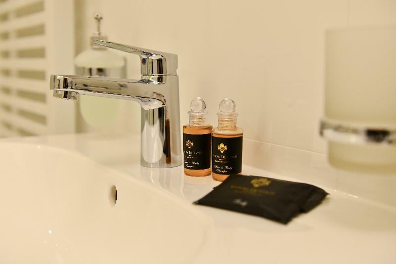 La Gioia Elegant Spacious Apartment クラクフ エクステリア 写真
