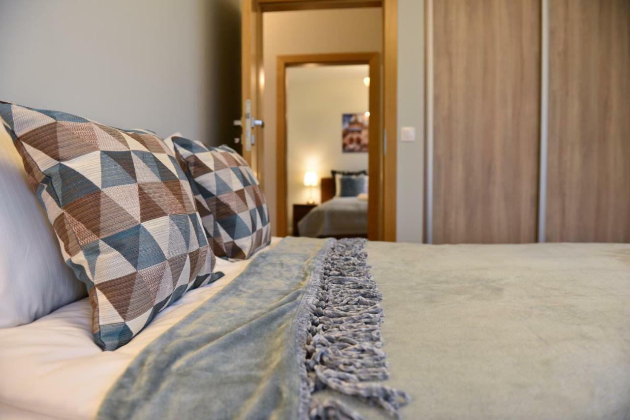 La Gioia Elegant Spacious Apartment クラクフ エクステリア 写真